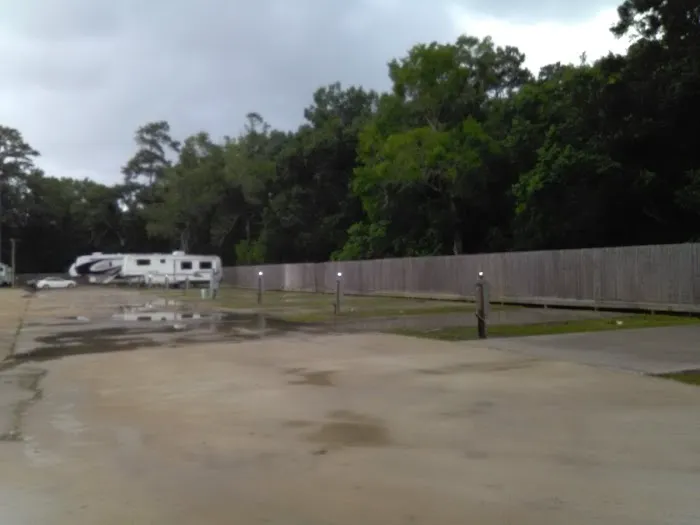 Castle Oaks RV Park Picture 5