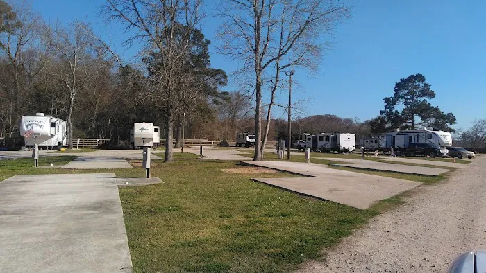 Pecan Grove RV Park Picture 1