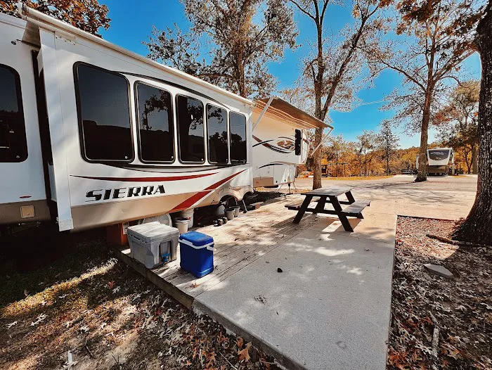 Rio RV Park Picture 4