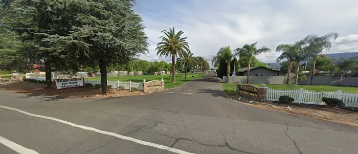 Lake Park RV Resort and Lodge Picture 5