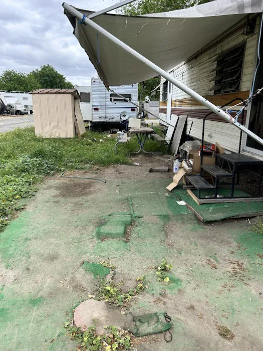 Roadrunner RV Park Picture 3