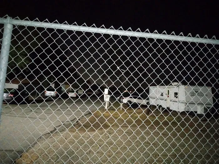 Hacienda Mobile Park Picture 9