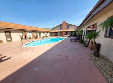 Ojai Villa Mobile Estates