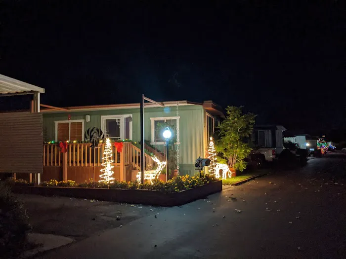 Mira Valle Mobile Home Park - A 55+ Community Picture 7