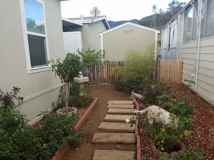 Ojai Valley Estates Picture 2