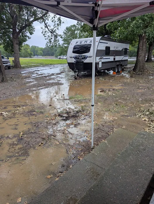 Below the Dam Campground Picture 1