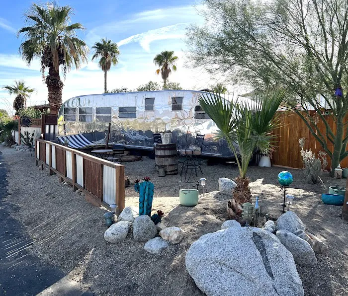 Desert Sands Vintage Trailer Village Picture 1
