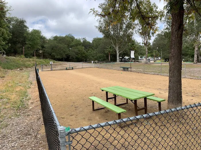 Ramona Oaks RV Park Picture 7