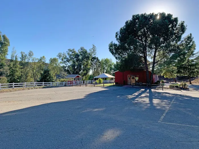 Ramona Oaks RV Park Picture 9