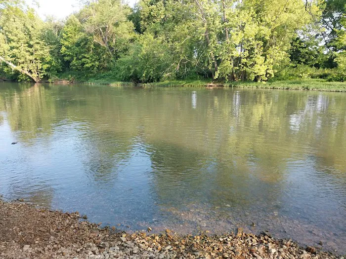 Ward’s Creekside Campground Picture 4