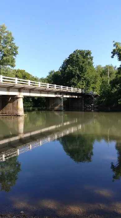 Waters Edge Campground Picture 9