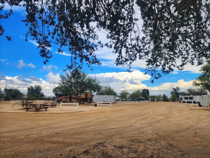 Mobiland RV Park Picture 7