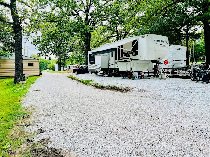 Ballard's Campground, Store & RV Park Picture 2