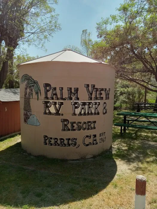 Palm View RV Park & Campground Picture 3