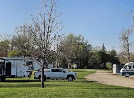 Roholt Camp and Park