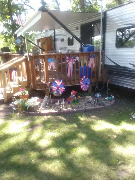 Golden Pond Campground LLC Picture 9