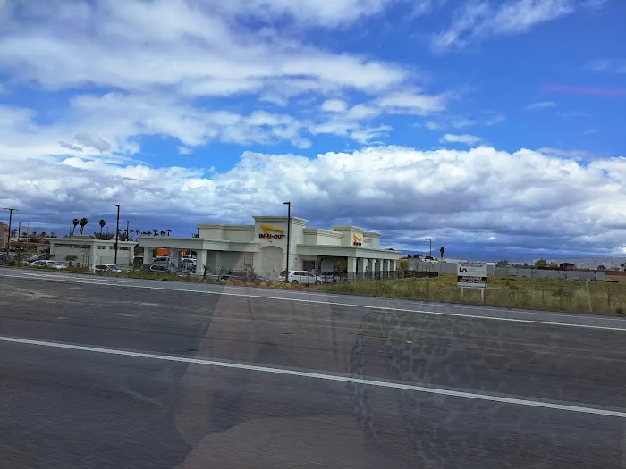 Lake Perris Village Picture 5