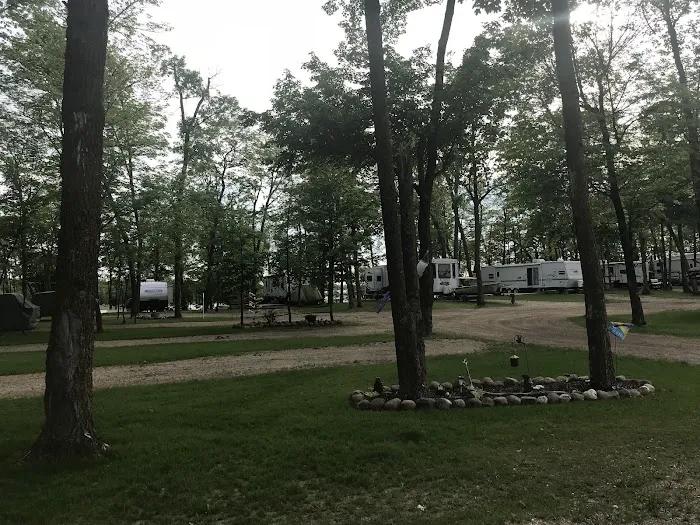 Summer Sands Lake Club Picture 7
