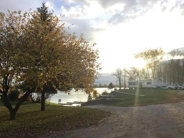 Summer Sands Lake Club Picture 8