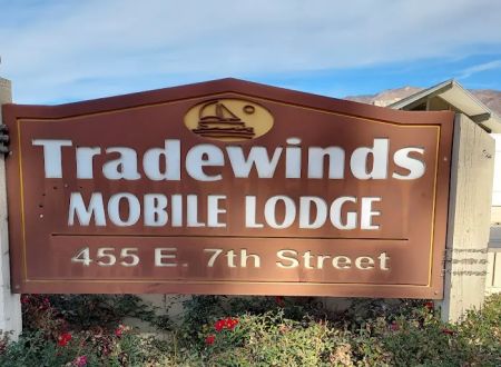 Tradewinds Mobile Lodge