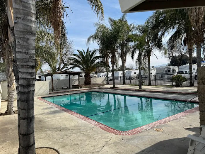 Gilbert Hemet Valley RV Park Picture 1