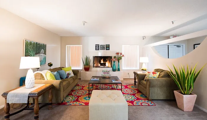 Santiago Sun Canyon Estates Picture 4