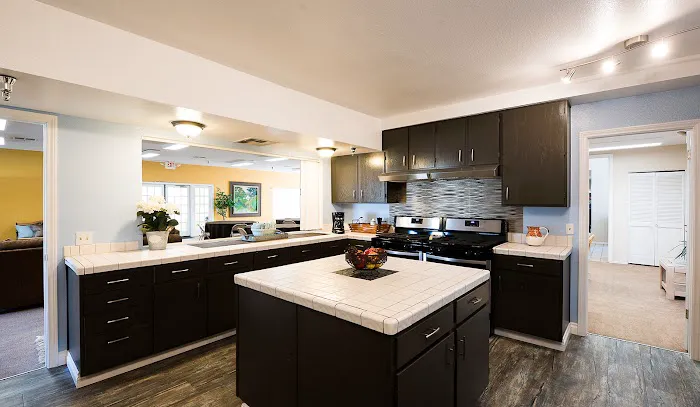 Santiago Sun Canyon Estates Picture 8