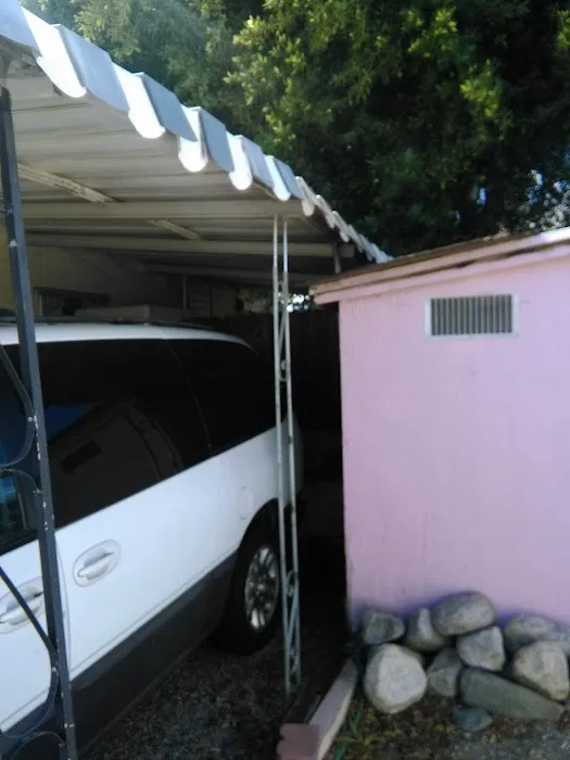 Ramon Mobile Home & RV Park Picture 5