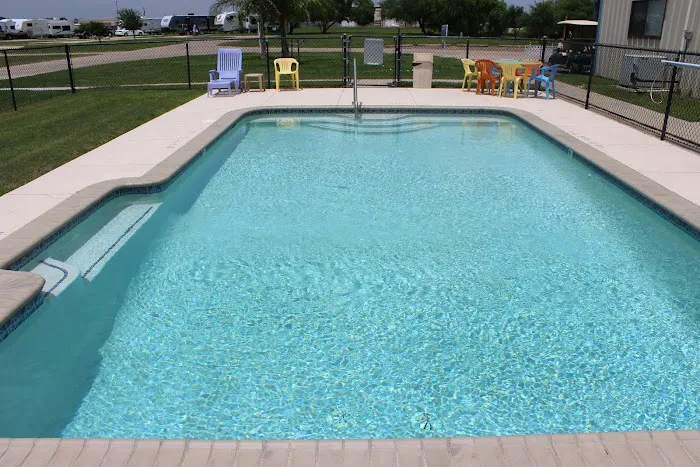 Gateway to the Gulf RV Park Picture 3