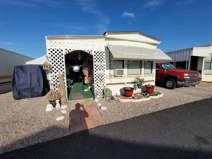 Happy Days RV Park Picture 7