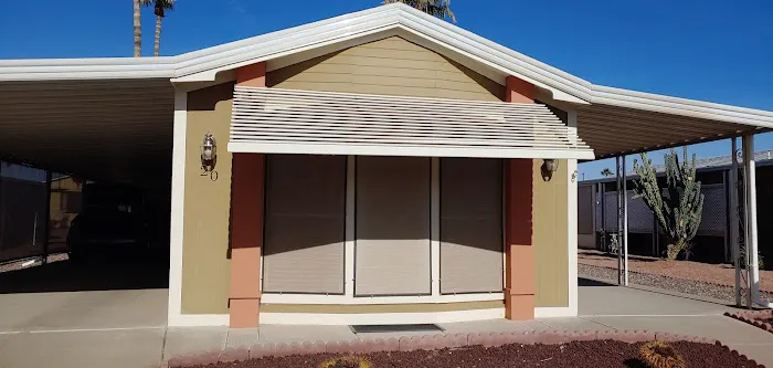 Pueblo Manor Picture 1