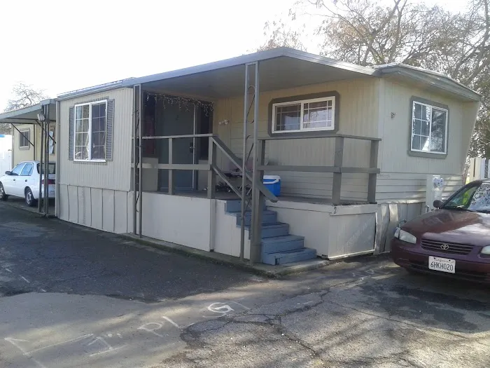 Lockeford Mobile Home Park Picture 9