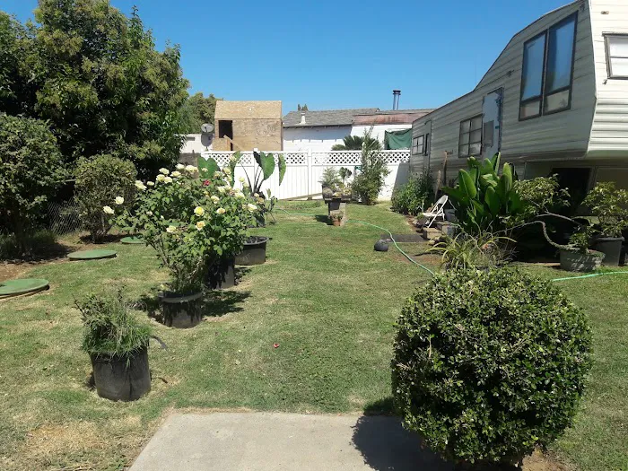 4 N Mobile Home Park Picture 3