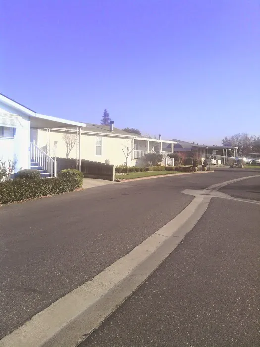 Hilmar Country Club Estates Picture 7