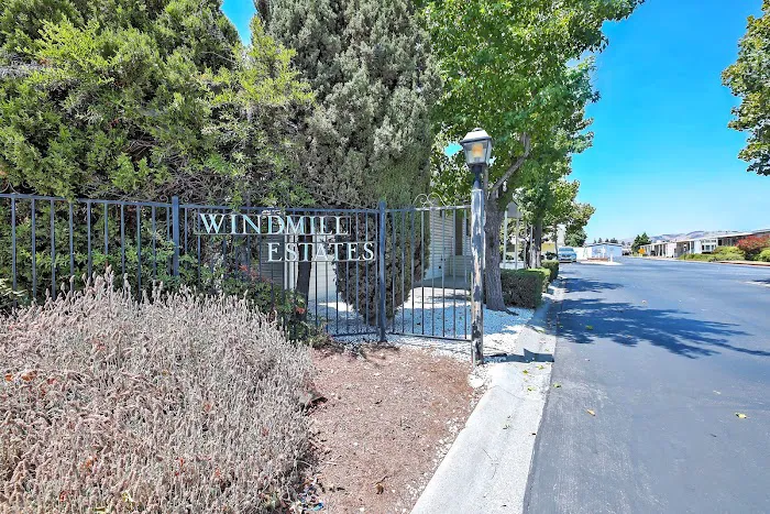 Windmill Mobile Estates Picture 4