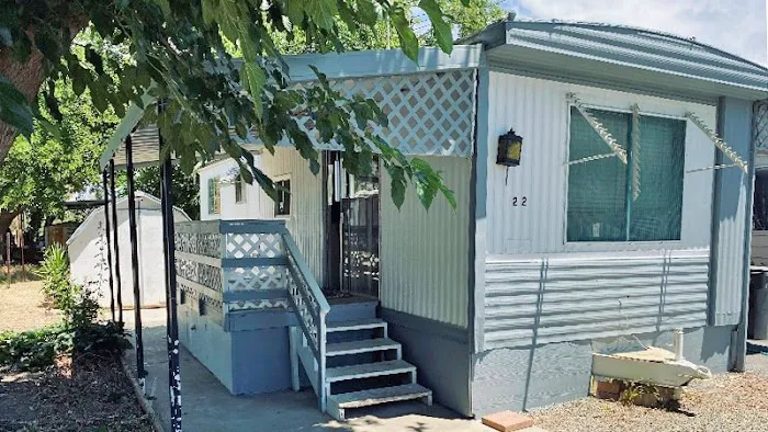 Willows Mobile Home & RV Park Picture 9