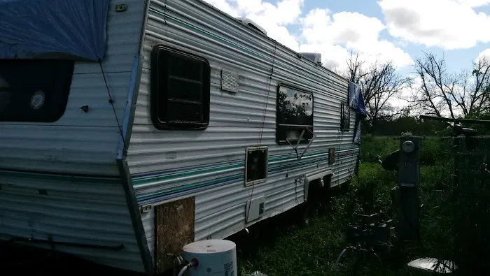 Garden Trailer Park Picture 1