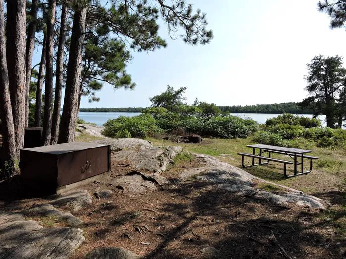 Namakan Island West N28 Campsite Picture 1