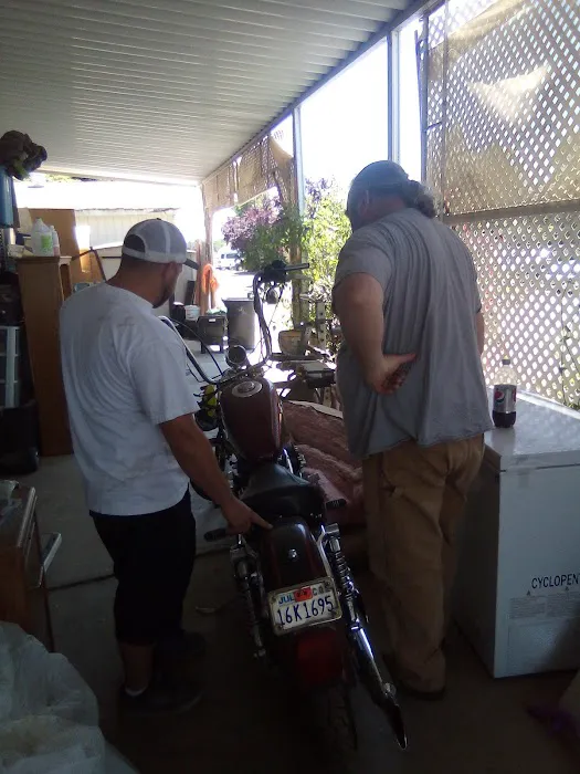 Castlewood Mobile Home Park Picture 4
