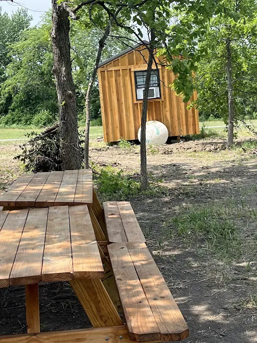 Honey Grove Campground Picture 9