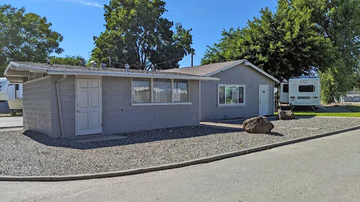 Oroville Mobile Home Park Picture 4