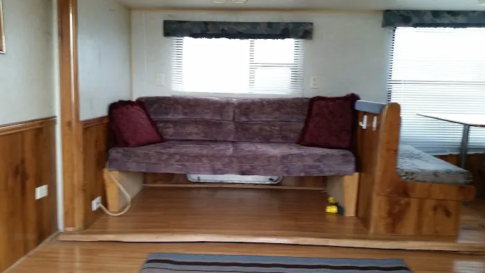 Villa Seville Mobile Home Park Picture 2