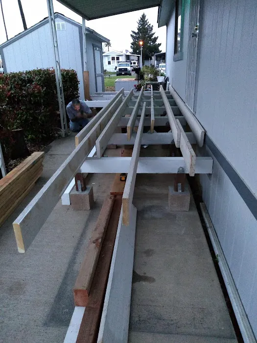 Villa Seville Mobile Home Park Picture 8