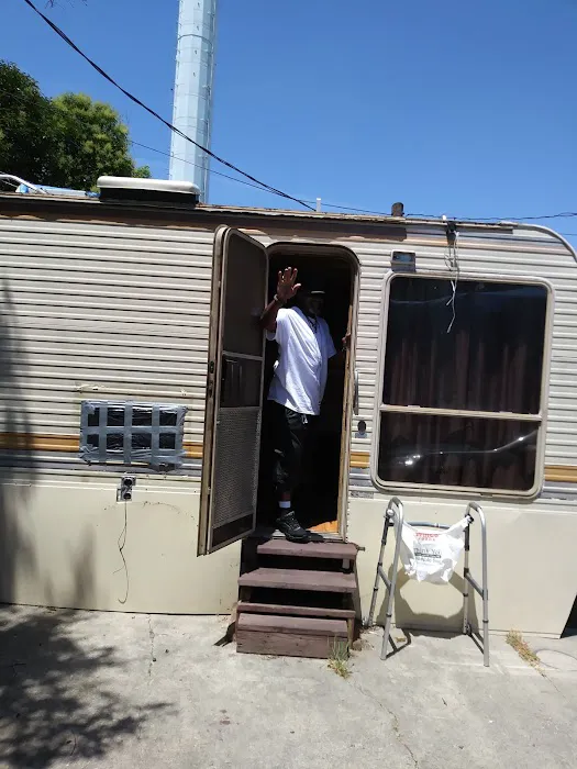 Acorn Mobile Village Picture 6