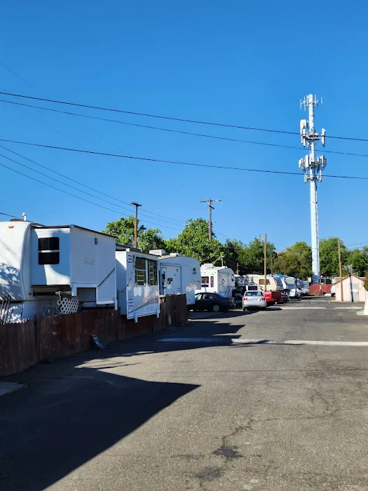 Rucker Apartments & RV Picture 5