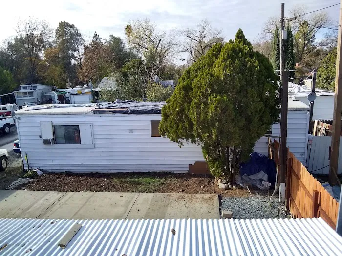Auburn Vista Mobile Home Park Picture 8