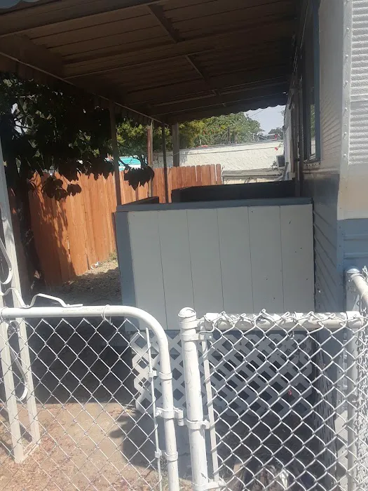 Auburn Vista Mobile Home Park Picture 5