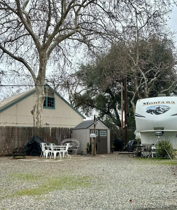 Roseville RV Park Picture 6