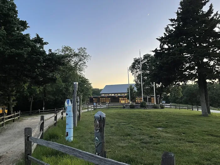 Central Camp Dining Hall Picture 8