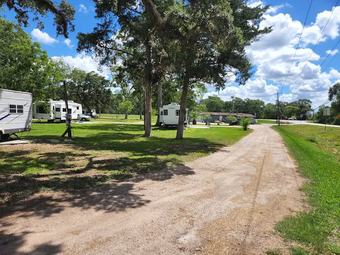 Bronco Bend RV Park Picture 5